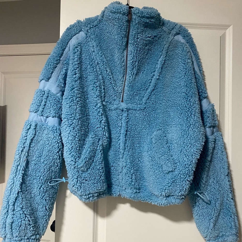 LIKE NEW FREE PEOPLE QUARTER ZIP